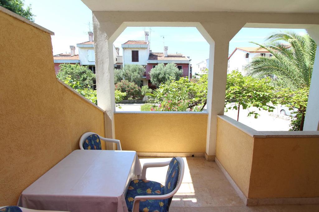 Apartments Lora روفينج المظهر الخارجي الصورة