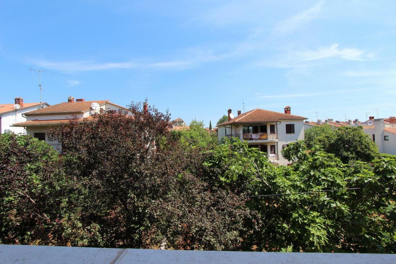 Apartments Lora روفينج المظهر الخارجي الصورة