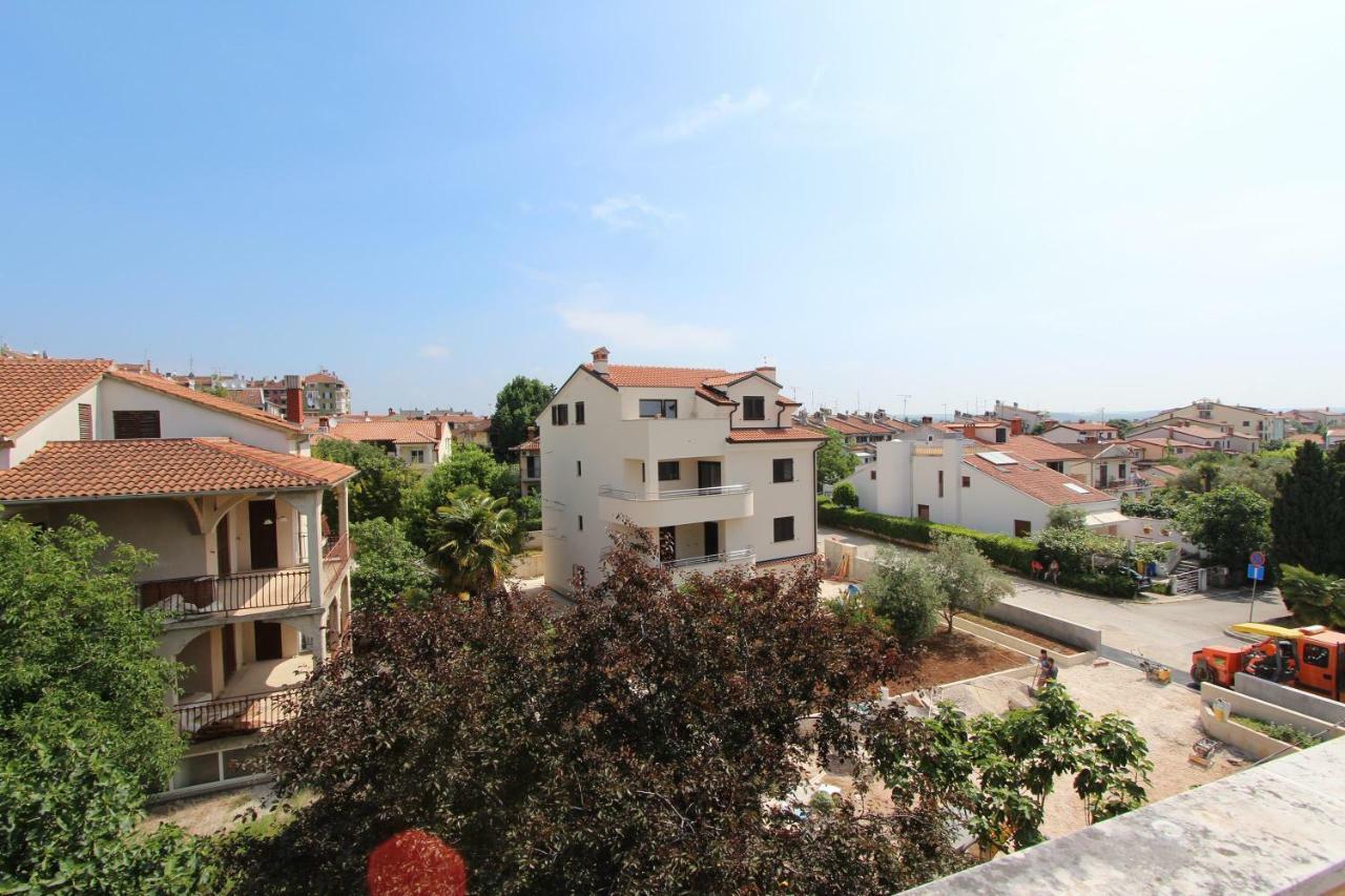Apartments Lora روفينج المظهر الخارجي الصورة
