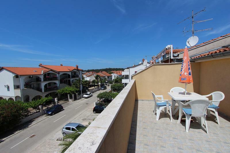 Apartments Lora روفينج المظهر الخارجي الصورة
