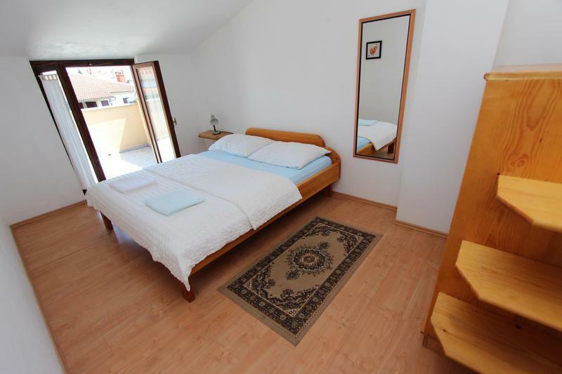 Apartments Lora روفينج المظهر الخارجي الصورة
