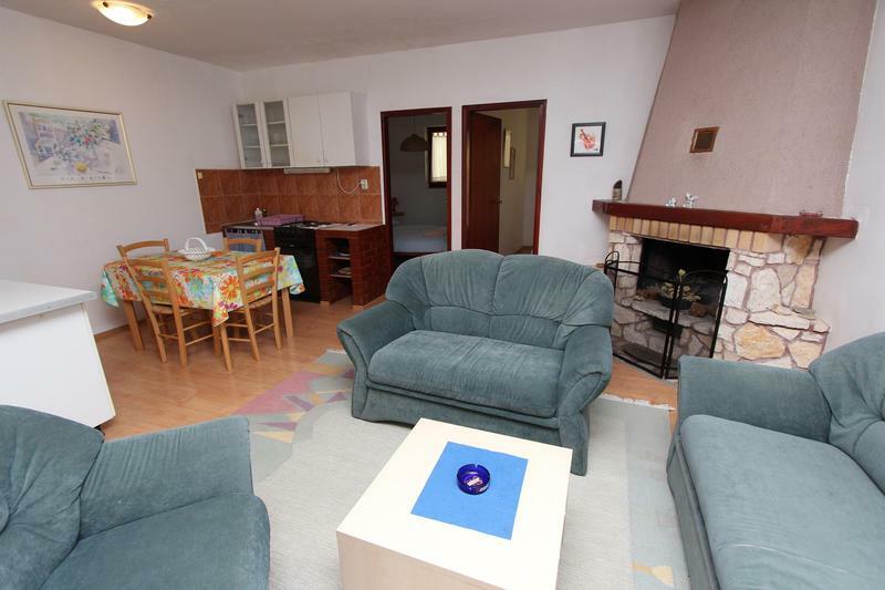Apartments Lora روفينج المظهر الخارجي الصورة