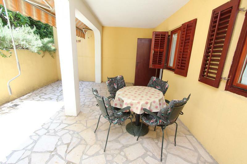Apartments Lora روفينج المظهر الخارجي الصورة